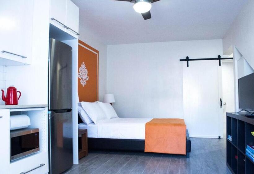 هتل Cavendish Heights Suites