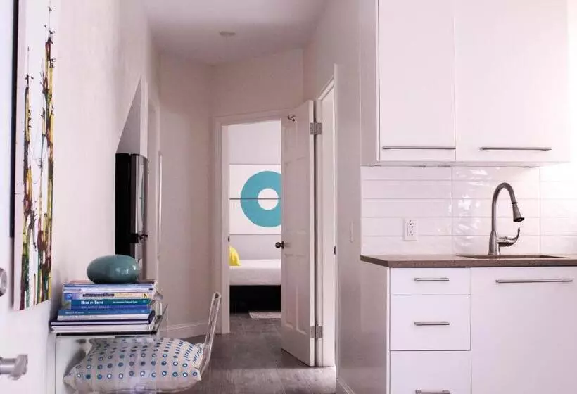 هتل Cavendish Heights Suites