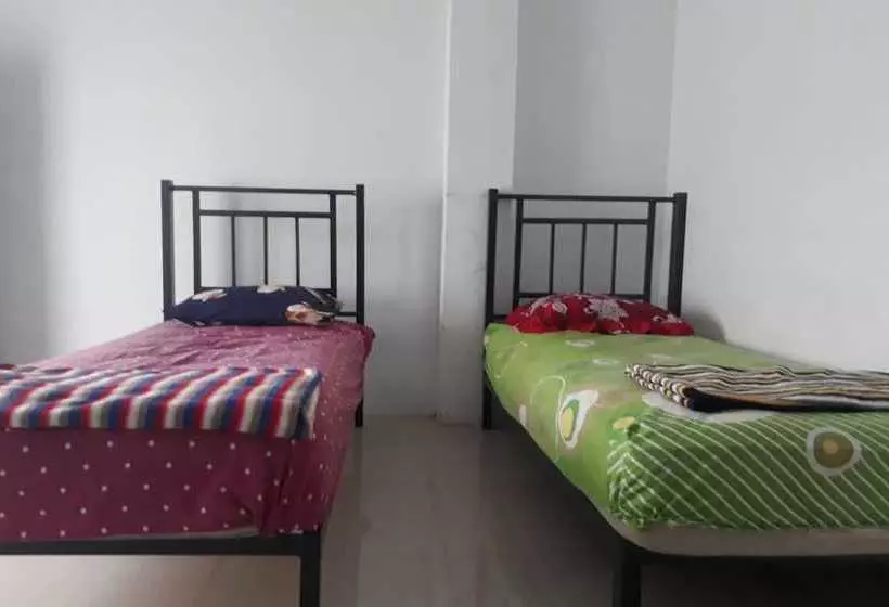 ホテル J Syariah Residence By Oyo Rooms