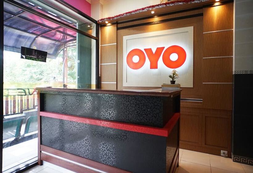 酒店 Jasmine Guest House Balikpapan By Oyo Rooms
