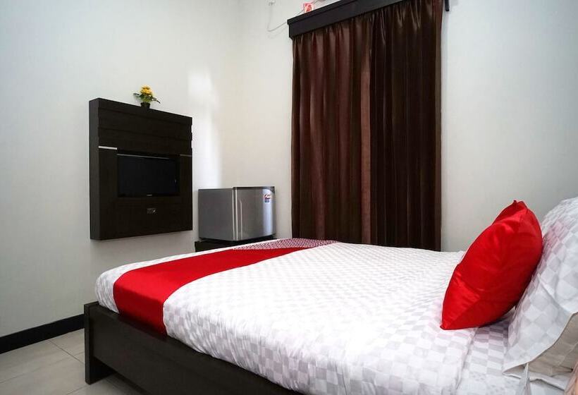 酒店 Jasmine Guest House Balikpapan By Oyo Rooms
