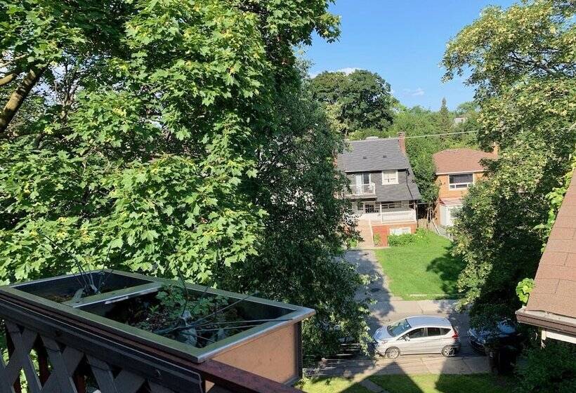 호텔 The West House