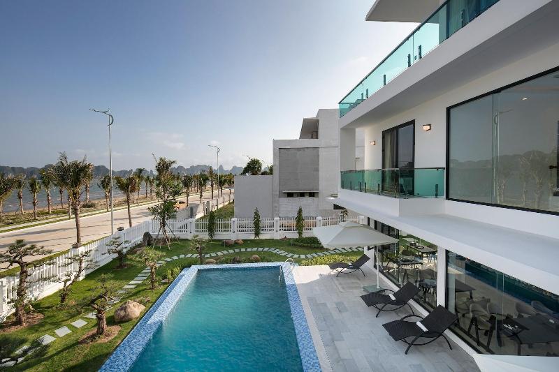 هتل Tuan Chau Kingly Villa