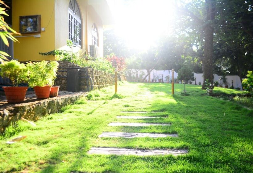 פנסיון Sandy's Villa Hiriketiya