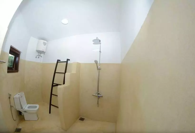 پانسیون Sandy's Villa Hiriketiya