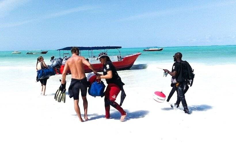 The Star Hotel & Sports Bar Zanzibar