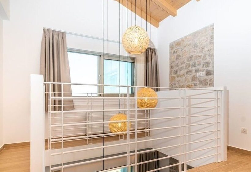 Villa Ionion Theasis