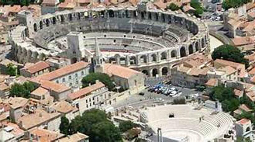 Appartement Charmant A Arles 75 M² Avec Vue Sur La Ville