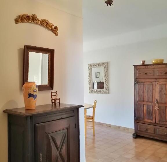 Appartement Charmant A Arles 75 M² Avec Vue Sur La Ville