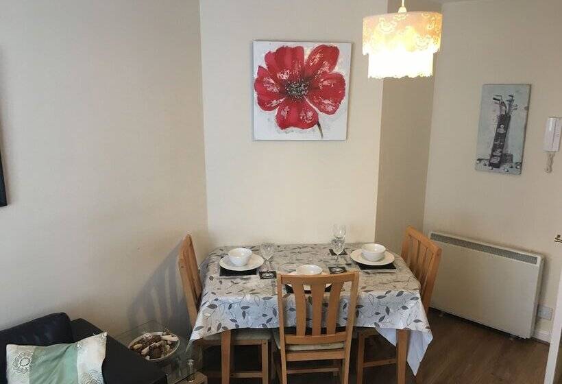 City Centre Cozy Apartment In Dundee