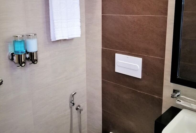 Pink Elephant Tourist Apartment