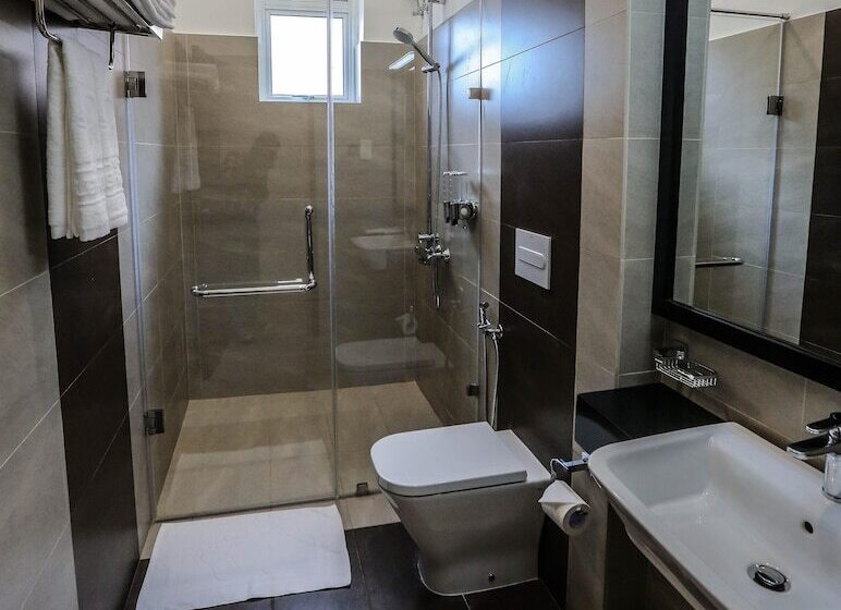 Pink Elephant Tourist Apartment