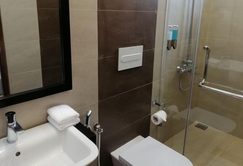 Pink Elephant Tourist Apartment