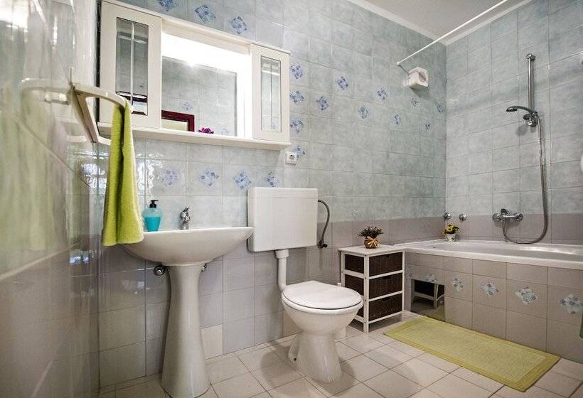 Apartments Aja And Stefy