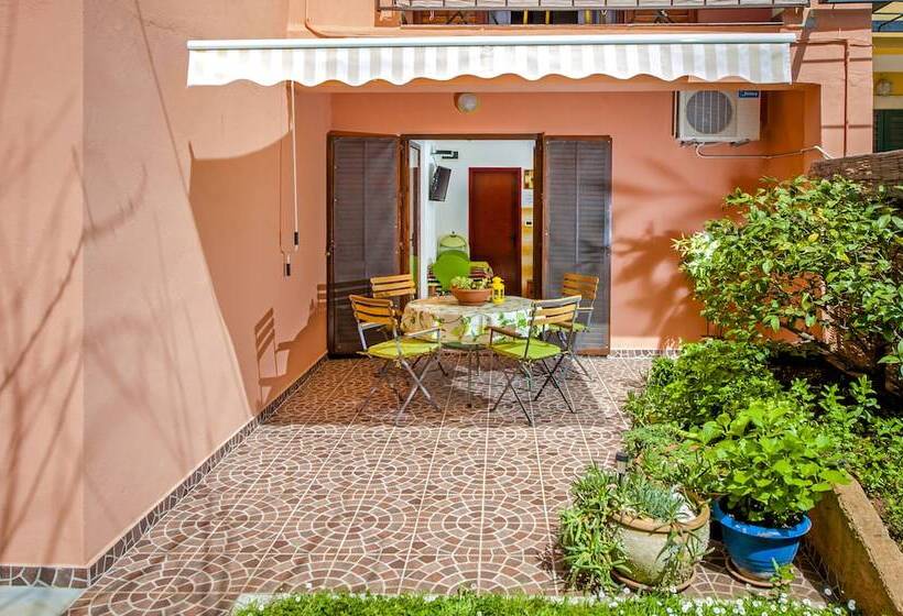 Apartments Aja And Stefy