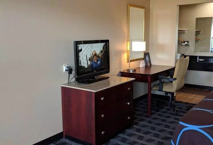 فندق Americas Best Value Inn Grain Valley At I70