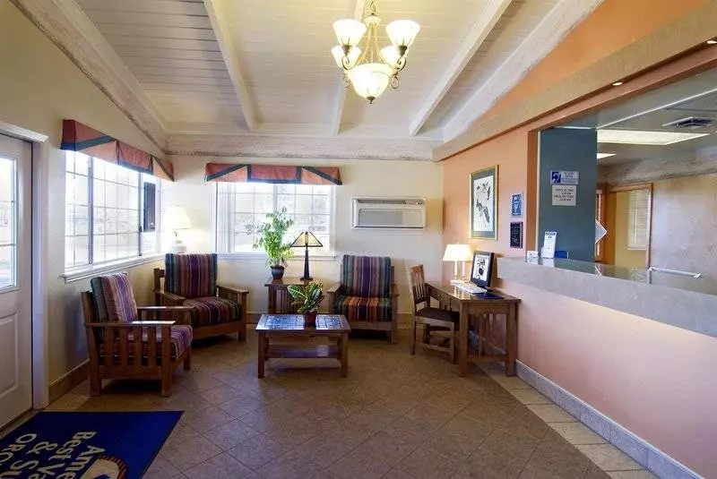 בית מלון כפרי Americas Best Value Inn & Suites Oroville