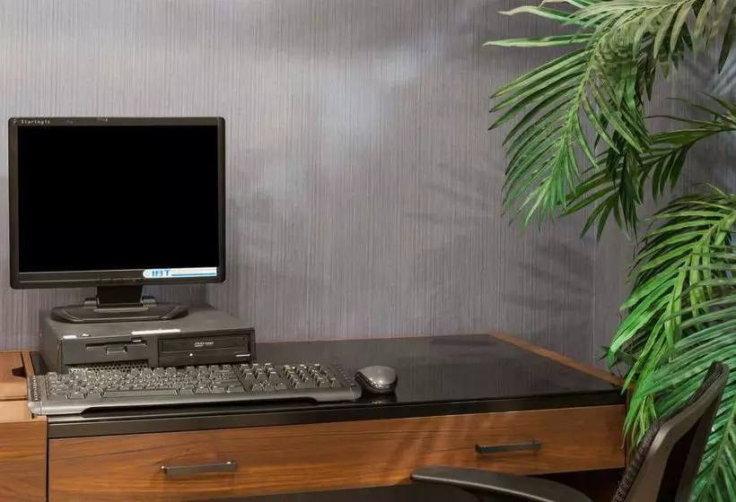 酒店 Days Inn Bakersfield