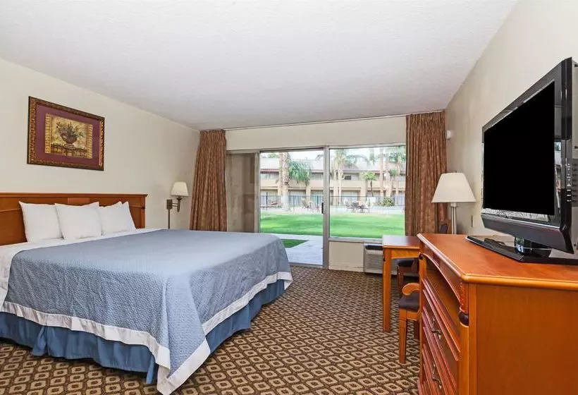 酒店 Days Inn Bakersfield