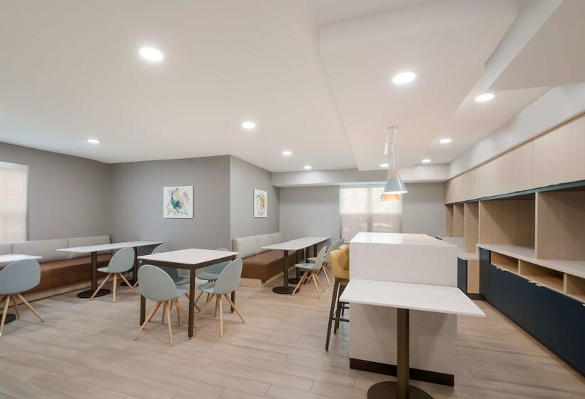 فندق Sonesta Simply Suites Falls Church