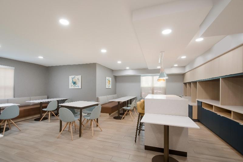 فندق Sonesta Simply Suites Falls Church