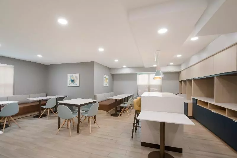 酒店 Sonesta Simply Suites Falls Church