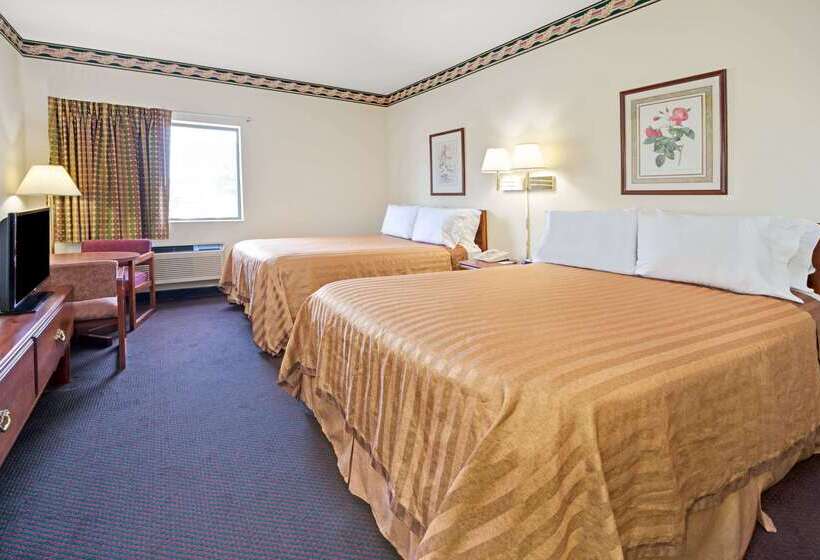 ホテル Travelodge By Wyndham St. Louis