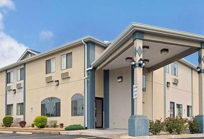 هتل Travelodge By Wyndham St. Louis