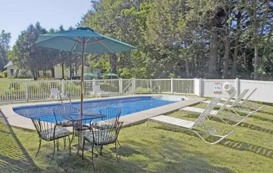 酒店 Tucker Hill Inn