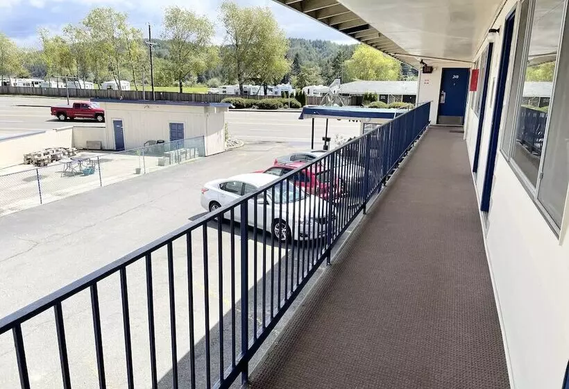 汽车旅馆  Economy Inn