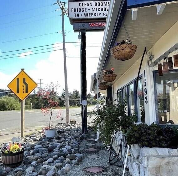 Мотель Economy Inn