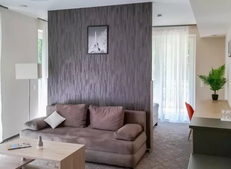 پانسیون Easy Suites Hévíz