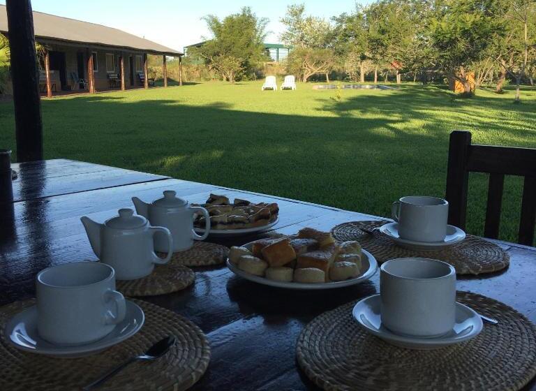 הוסטל Iberá Porá