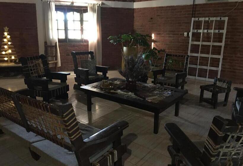 הוסטל Iberá Porá