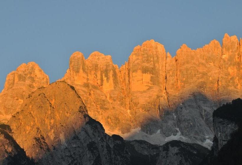 Appartamenti Chalet Al Lago