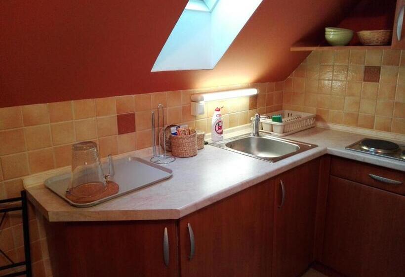 Ottó Panzió Villány