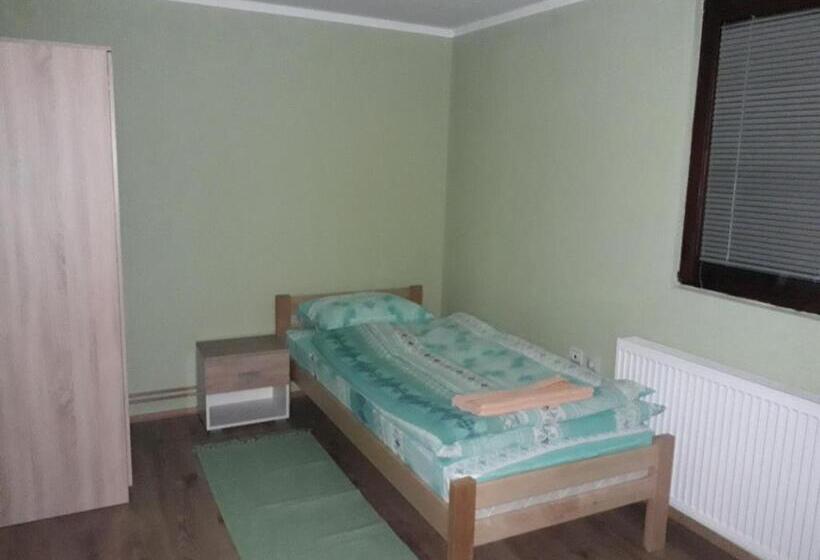 پانسیون Rooms Violeta