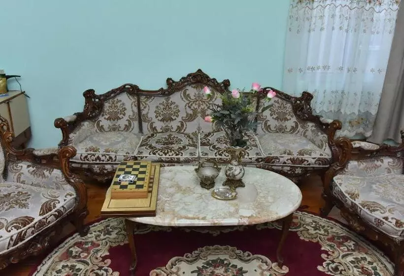 پانسیون Shorena's House