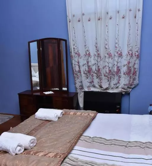 پانسیون Shorena's House