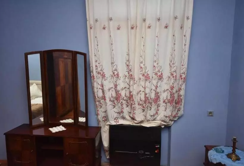 پانسیون Shorena's House