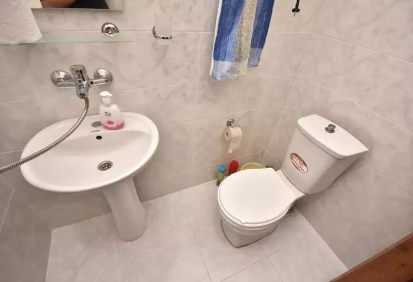 پانسیون Shorena's House