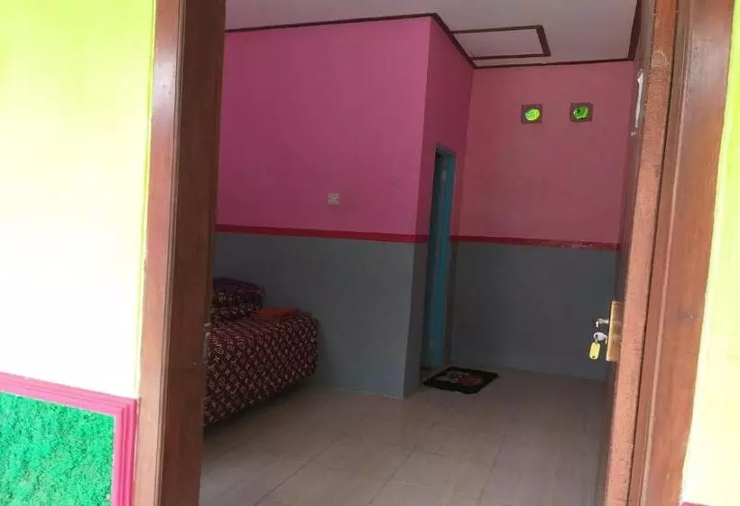 ユースホステル Ijen Traveller & Homestay
