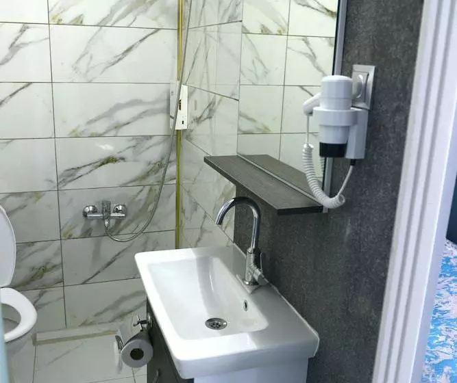 Aamiaismajoitus (B&B) Bartin Emniyet Otel