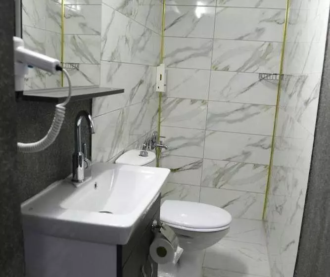 Aamiaismajoitus (B&B) Bartin Emniyet Otel
