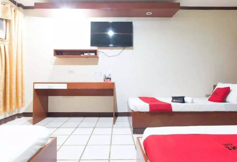 ホテル Reddoorz Near Centrio Mall Cagayan De Oro City