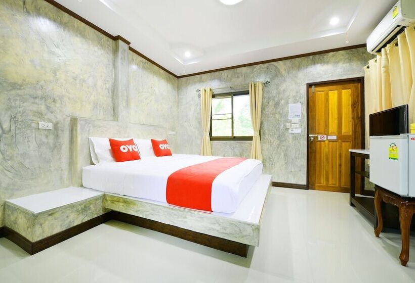 בית מלון כפרי Ruenkanthima Resort By Oyo Rooms