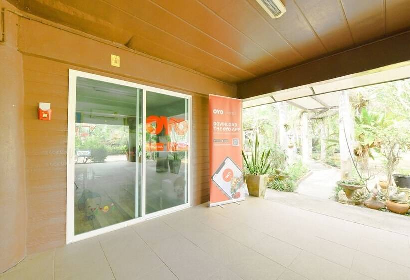 בית מלון כפרי Ruenkanthima Resort By Oyo Rooms