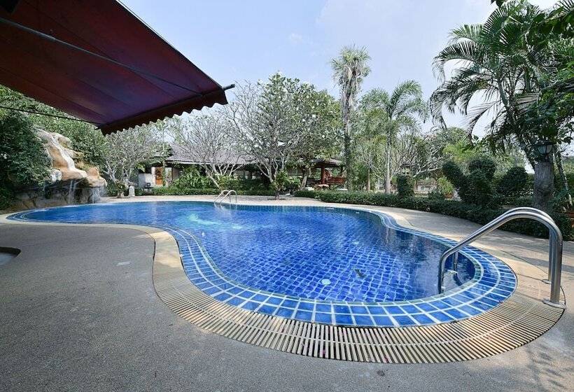 בית מלון כפרי Ruenkanthima Resort By Oyo Rooms