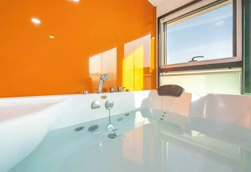 Goseong Theprism Pension