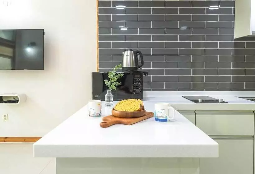 Goseong Theprism Pension